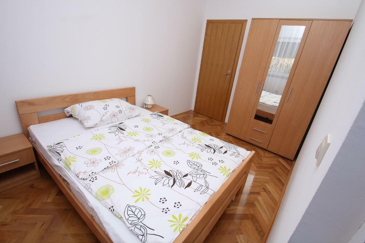 Apartmani Pranjic Kastela Exterior photo