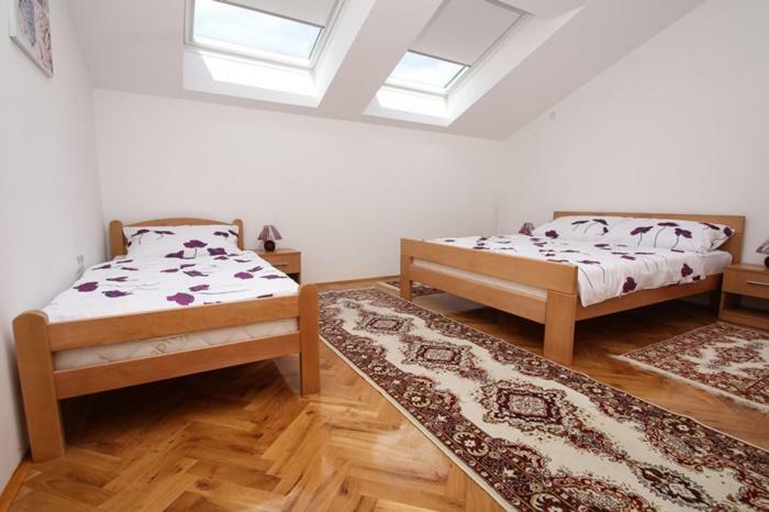 Apartmani Pranjic Kastela Exterior photo