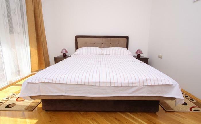 Apartmani Pranjic Kastela Exterior photo