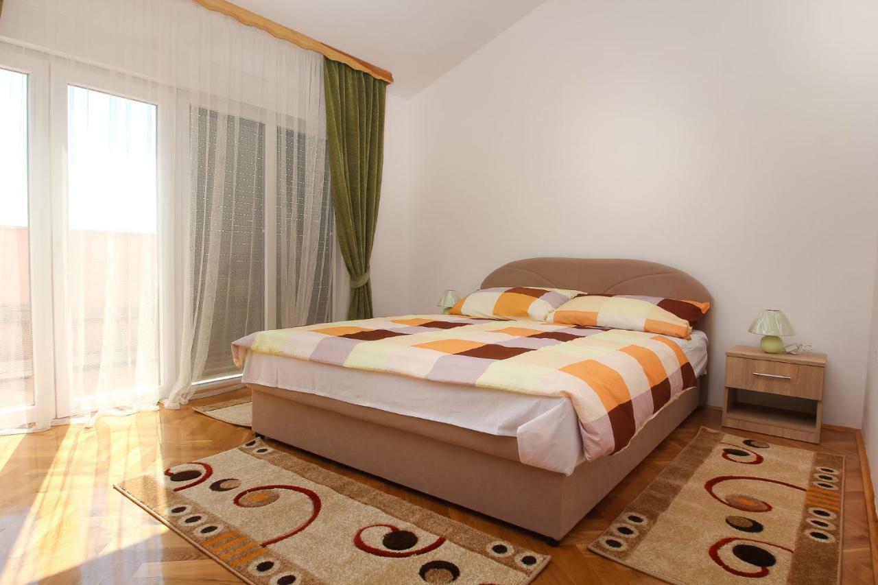Apartmani Pranjic Kastela Exterior photo
